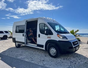 Dave & Matt Vans 2021 RAM PROMASTER 2500